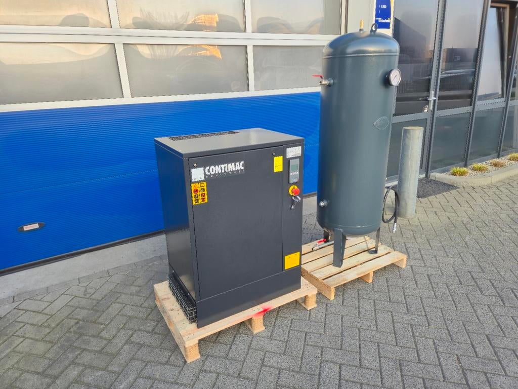 Contimac NS 7.5-10 Schroefcompressor compleet in nieuwstaat!, Doe-het-zelf en Verbouw, Compressors, 800 liter/min of meer, Info@bolkmachinehandel.nl