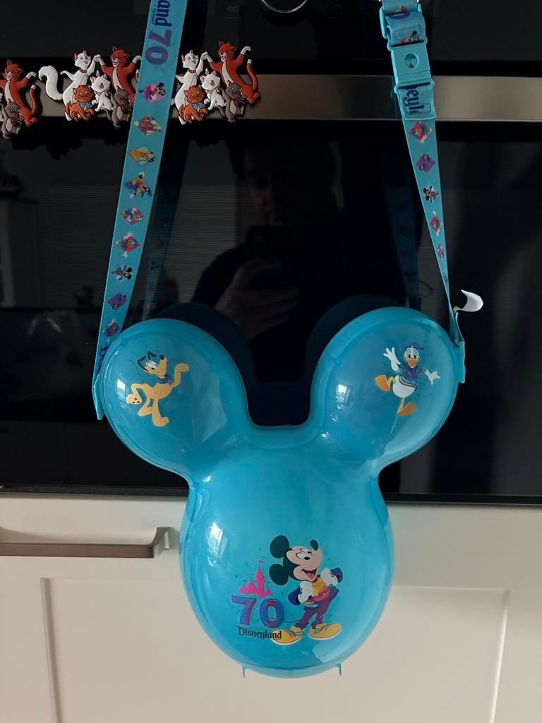 Disney collections 70 jaar Anaheim popcorn bucket, Verzamelen, Disney, Ophalen of Verzenden, Zo goed als nieuw, Beeldje of Figuurtje