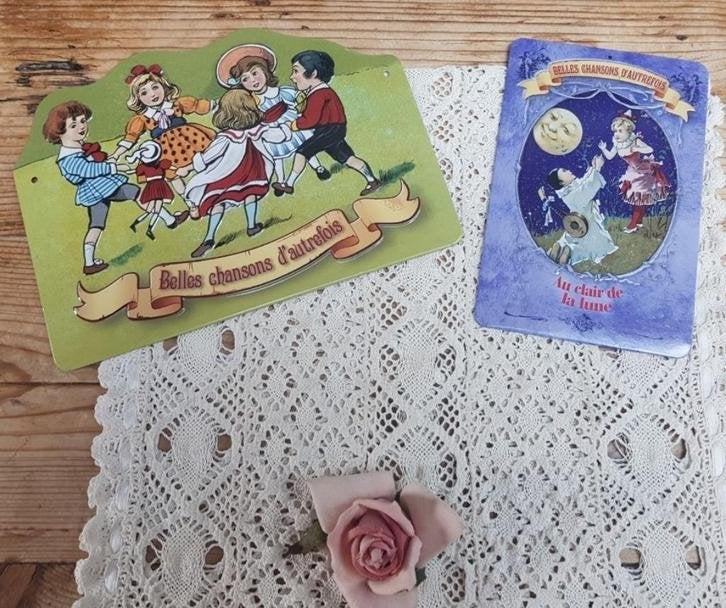 2 Franse metalen plaatjes met nostalgische kinderen, Antiek en Kunst, Curiosa en Brocante, Ophalen of Verzenden