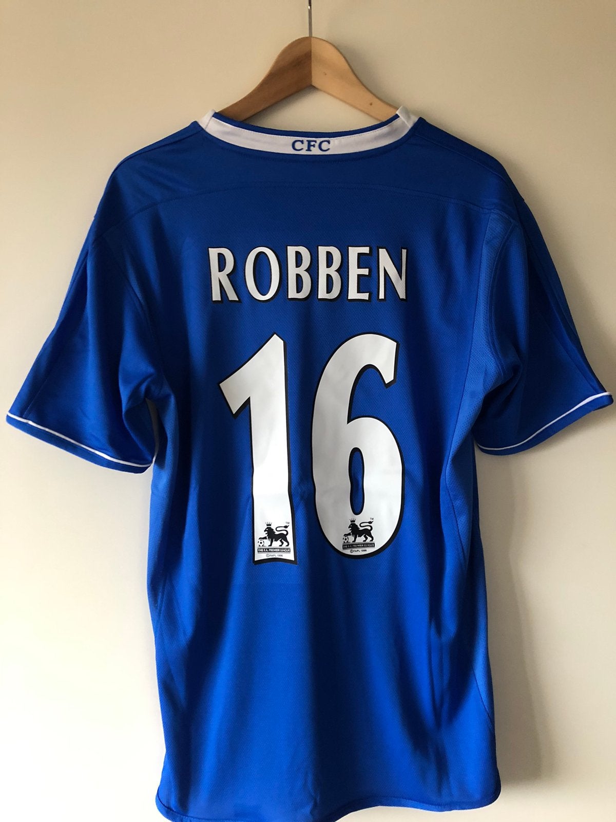 Robben chelsea retro voetbalshirt maat L, Ophalen of Verzenden, Zo goed als nieuw, Shirt