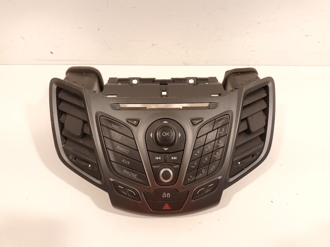Bedieningspaneel multi media Ford Fiesta, Onderdelen@venauto.nl, Van der Ven Autorecycling B.V., Gebruikt, Ettenseweg 76, 4706 PB Roosendaal, The Netherlands