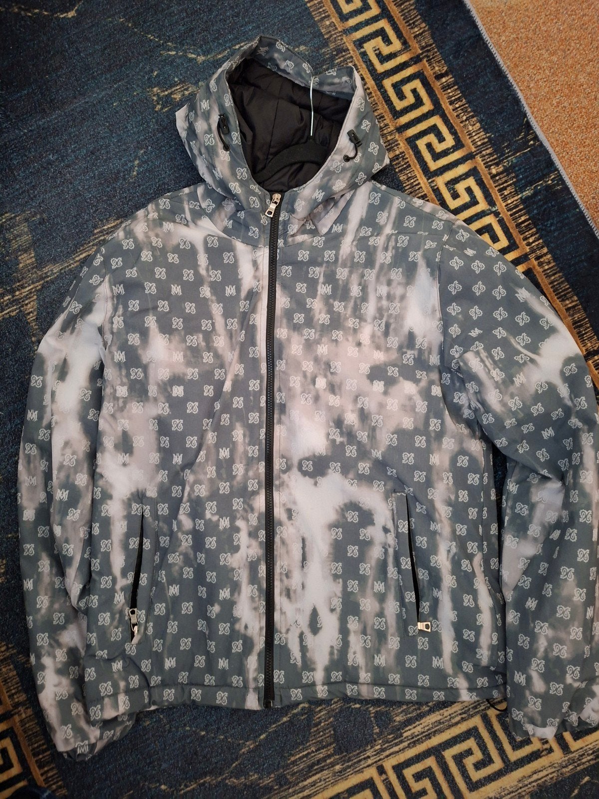 Amiri jas met tie-dye print en logo patroon, Verzenden, Overige maten, Zo goed als nieuw, Amiri