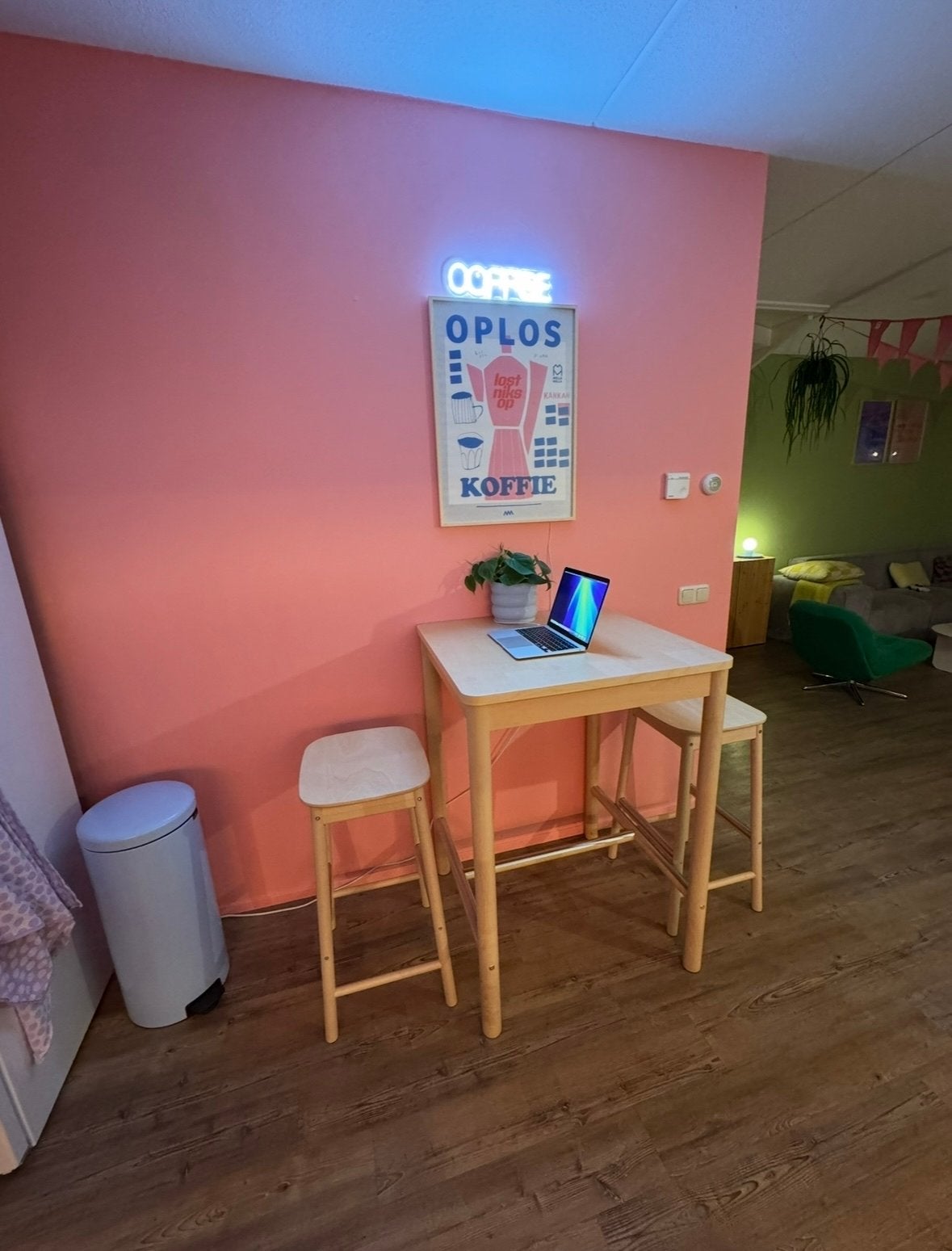 IKEA RÖNNINGE Bartafel met 2 barkrukken, Ophalen, Zo goed als nieuw, 90 cm of meer, Hout