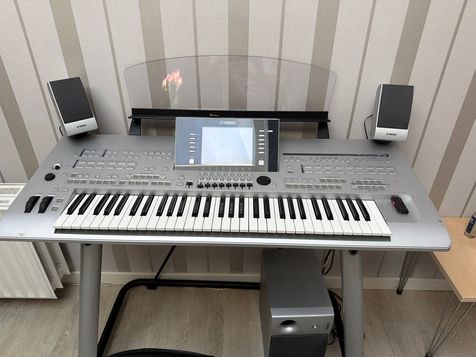 Yamaha Tyros 4 Workstation Keyboard met Speakers en Subwoofe, Muziek en Instrumenten, Keyboards, Ophalen, Yamaha, Aanslaggevoelig
