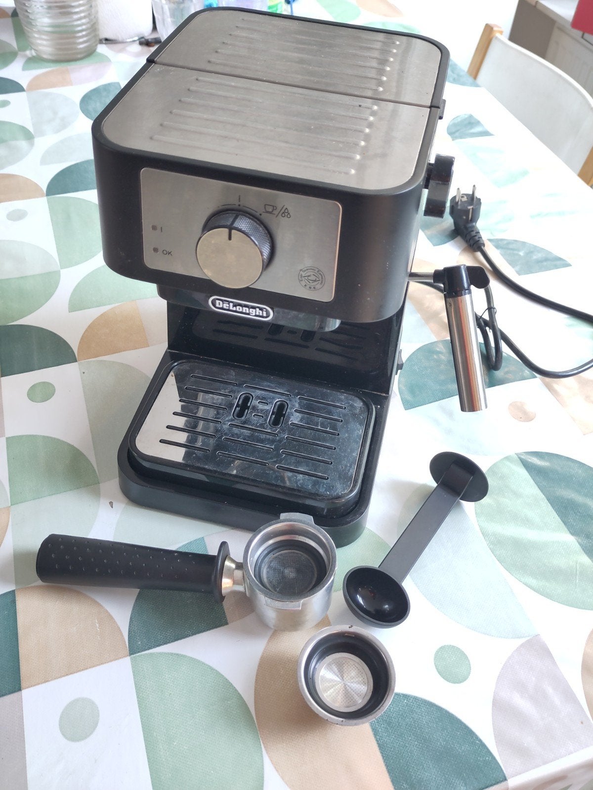 DeLonghi espresso apparaat, Gebruikt, Espresso apparaat, Gemalen koffie, 1 kopje