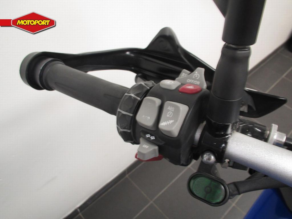 BMW S 1000 XR (bj 2018), Einsteinlaan 5
2289 CC  Rijswijk, NL, Bedrijf, Sport, Traction Control