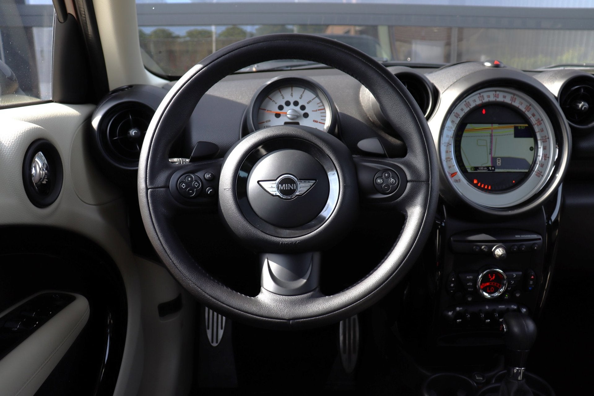 Mini Countryman 1.6 Cooper S ALL4 Chili | 184 PK | Pano | St, Auto's, 1380 kg, Gebruikt, Bruin, 163 pk