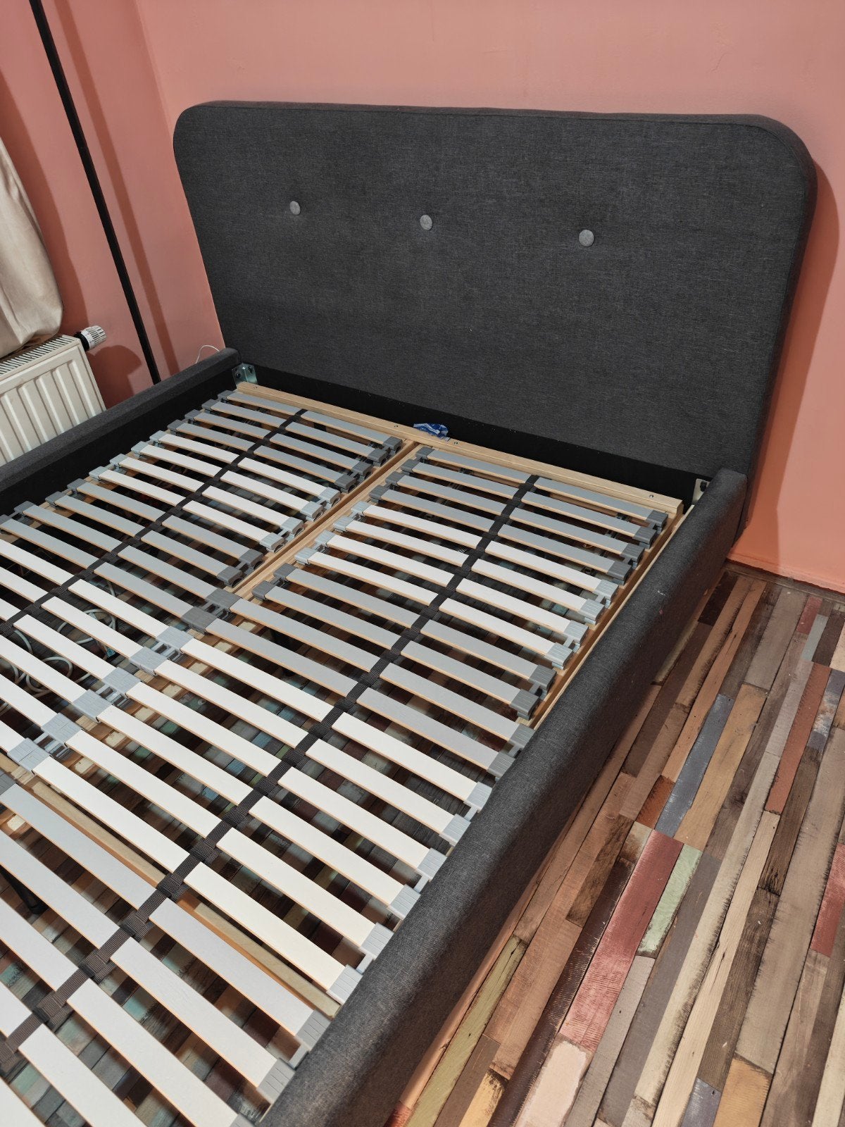 Tweepersoonsbed met stoffen bekleding en lattenbodem 140x200, Huis en Inrichting, Ophalen, Gebruikt, Tweepersoons, 140 cm