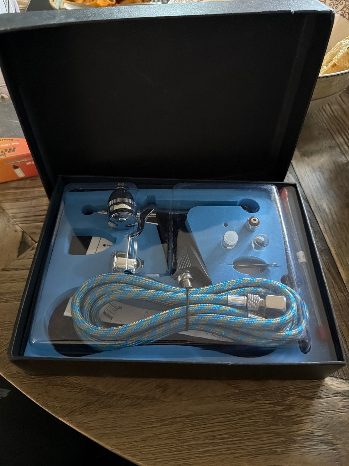 Airbrush set met compressor en accessoires, Ophalen of Verzenden, Nieuw, Airbrush en Toebehoren