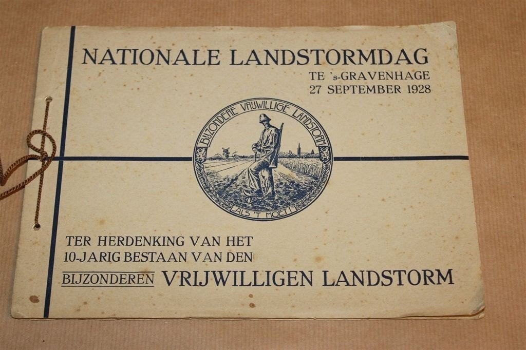 Nationale Landstormdag 1928 — Fotoboek Vrijwillige Landstorm, Ophalen of Verzenden, Gelezen