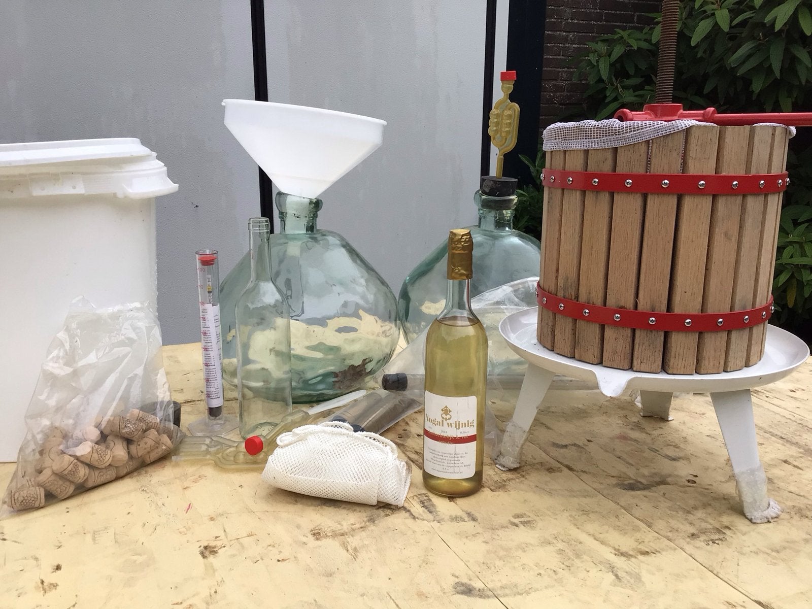Complete wijnmakerij set - Start direct met wijn maken!, Ophalen, Gebruikt