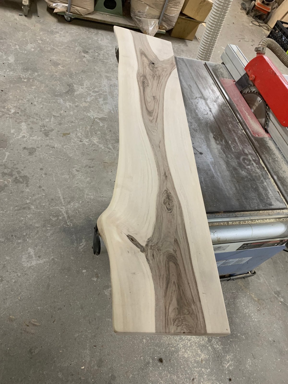 Mooie walnoot wandplank te koop 120cm lang, Ophalen, Nieuw