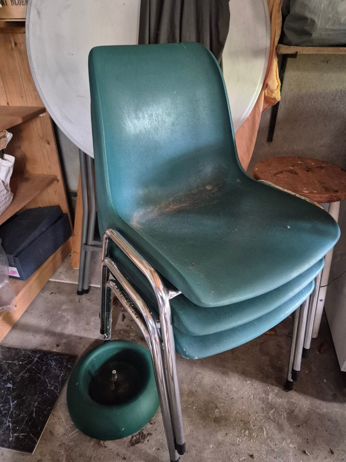 Set van 4 Groene Stapelbare Stoelen, Gebruikt, Overige kleuren, Ophalen of Verzenden, Vier