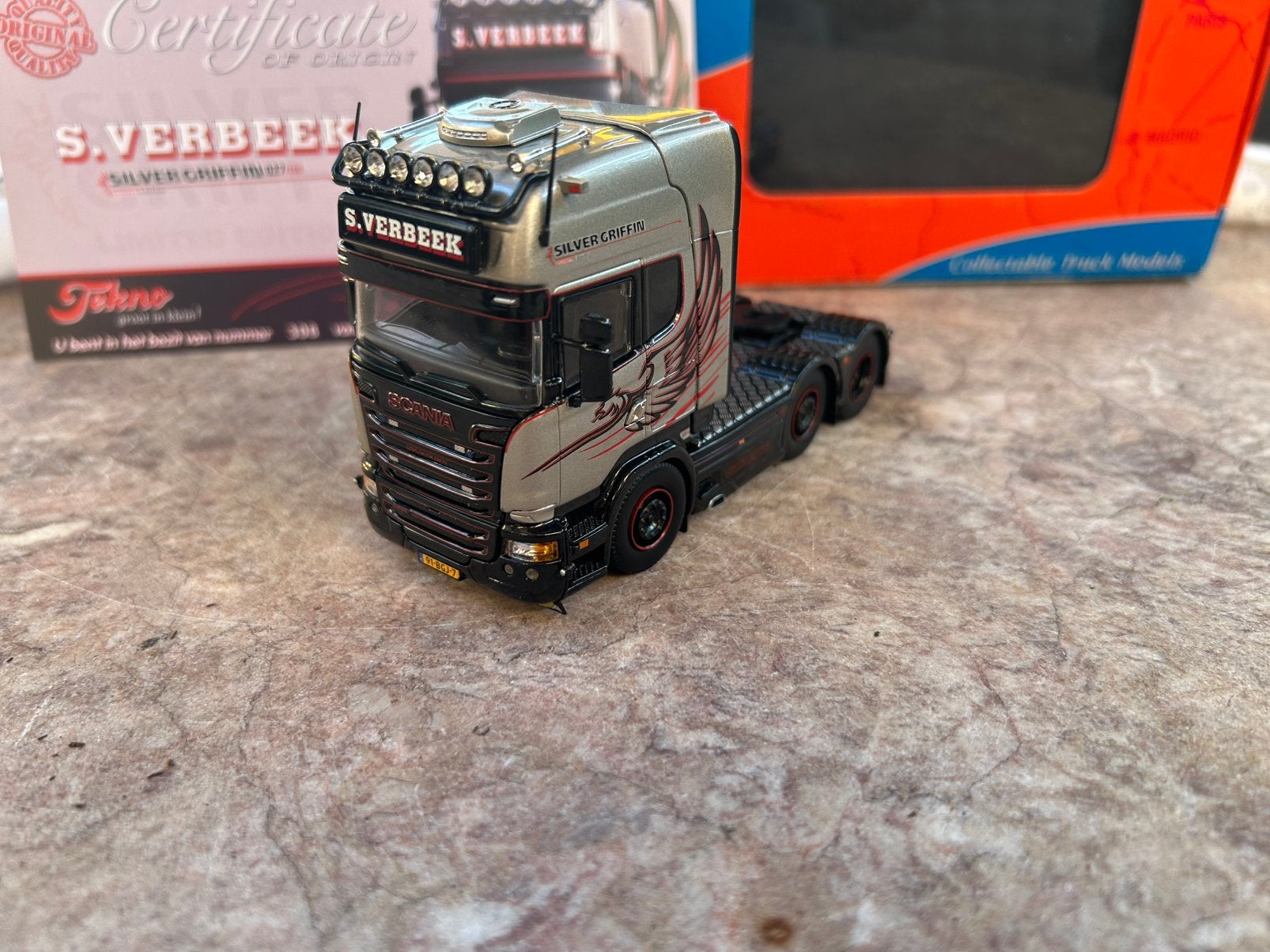 Tekno S. Verbeek Scania R580 “Silver Griffin”, Ophalen of Verzenden, Zo goed als nieuw, Bus of Vrachtwagen, Tekno
