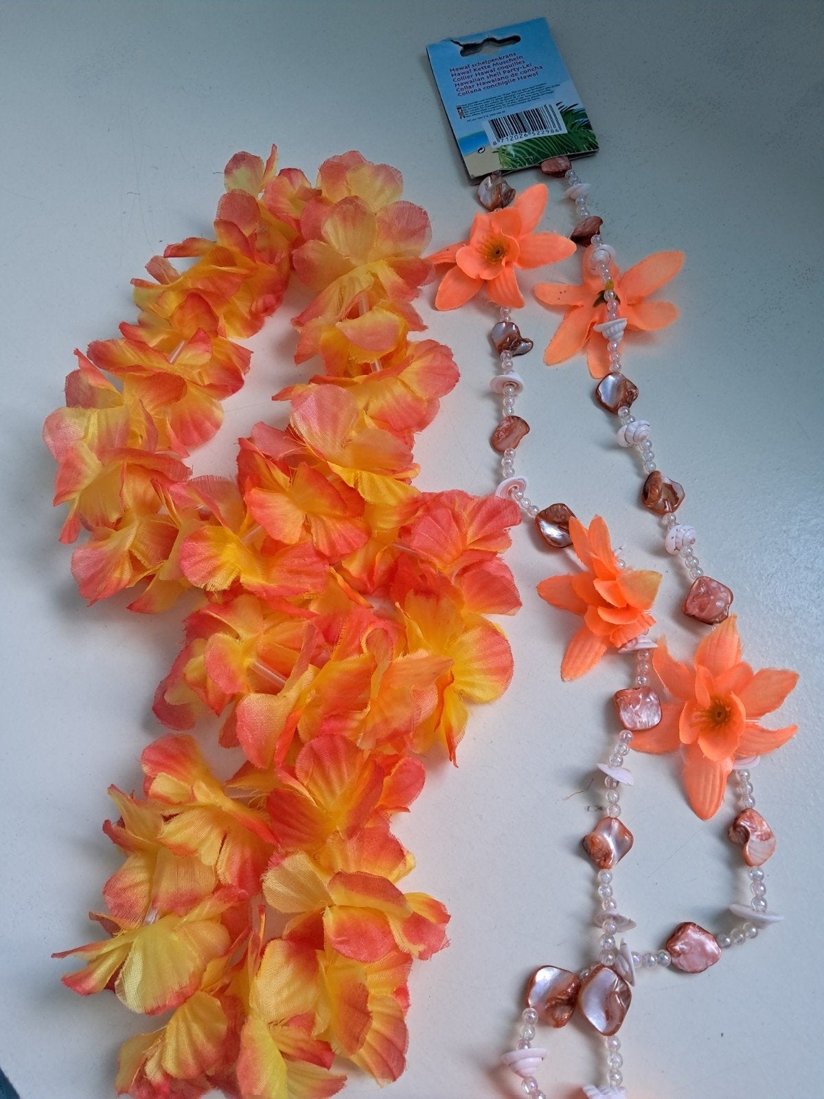 Hawaii krans /ketting, Sieraden, Tassen en Uiterlijk, Oorbellen, Ophalen of Verzenden, Nieuw, Oranje, Overige materialen