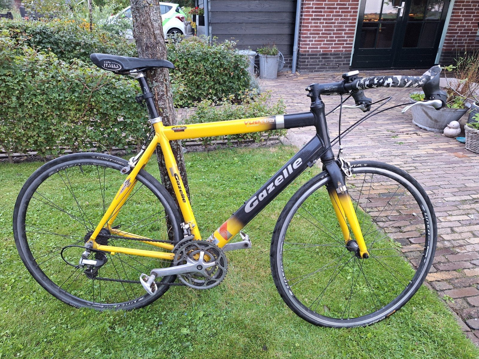 TEAB: Gazelle racefiets met ossekopstuur en Selle Italia zad, Ophalen, 28 inch, Gebruikt, Velgrem