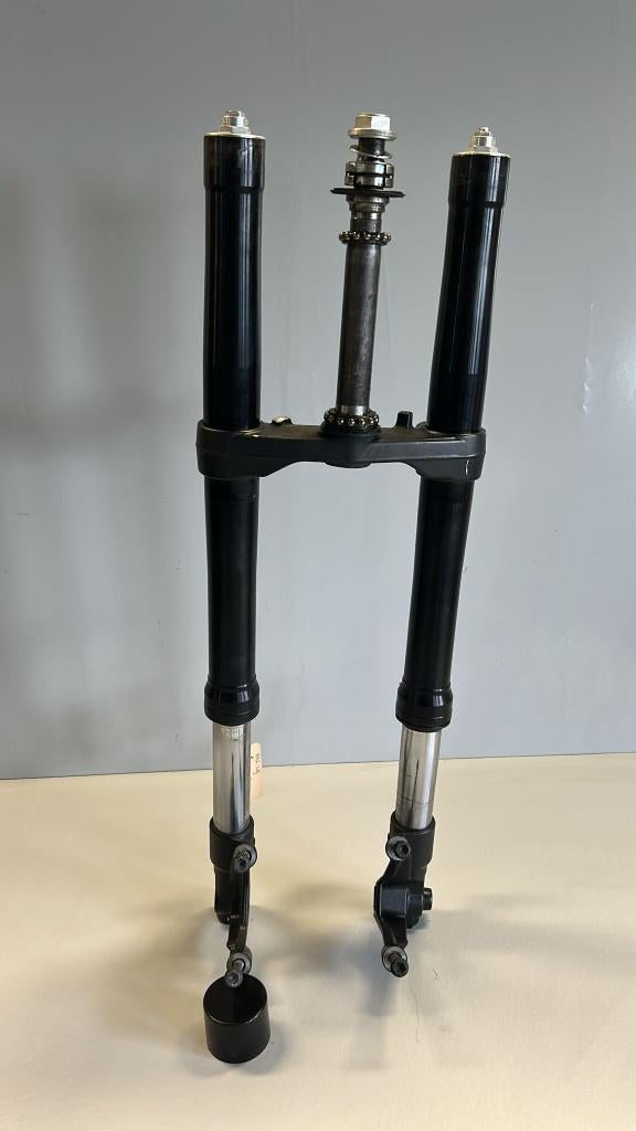 Voorvork Yamaha MT 09 2014 - 2017 RN29 Beschadigd!, Motoren, Ophalen of Verzenden, Gebruikt
