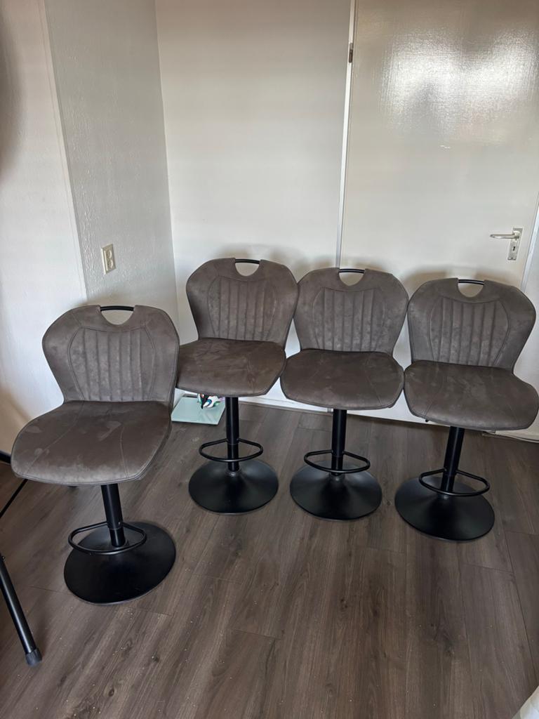 4 verstelbare velours bartafels - kunnen nog een ronde mee!, Ophalen, Gebruikt, In hoogte verstelbaar, 90 cm of meer