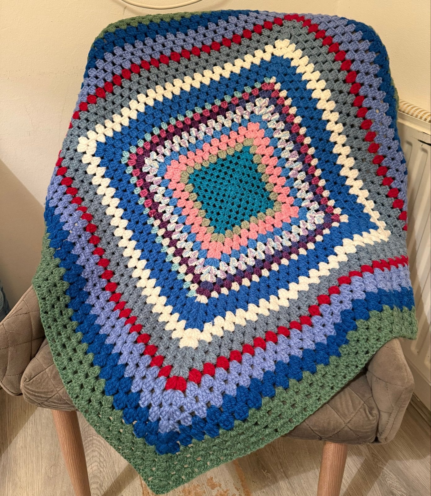Handgemaakte gehaakte deken - Granny Square, Huis en Inrichting, Ophalen, Blauw, Vierkant, Nieuw