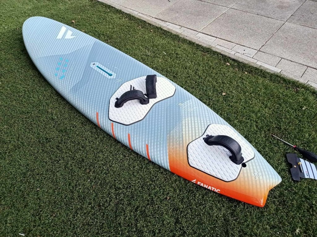 fanatic freewave boards in nieuwe staat, Watersport en Boten, Windsurfen, Ophalen, Minder dan 250 cm, Fanatic, Zo goed als nieuw
