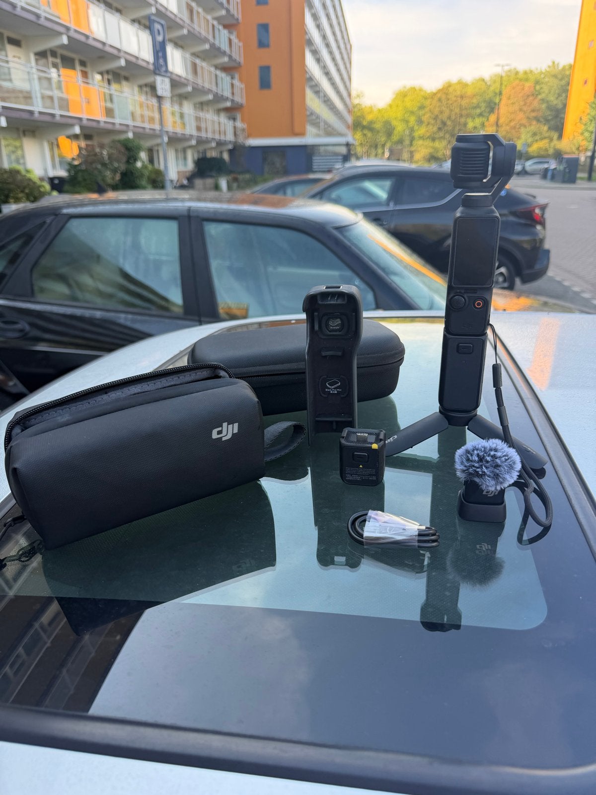 DJI Osmo Pocket 3 Creator Combo met accessoires, Ophalen of Verzenden, Zo goed als nieuw, GoPro