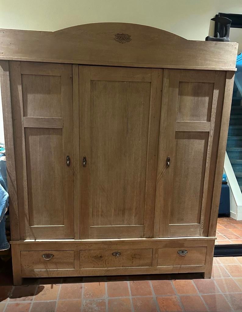 Eiken houten kast, Antiek en Kunst, Ophalen of Verzenden