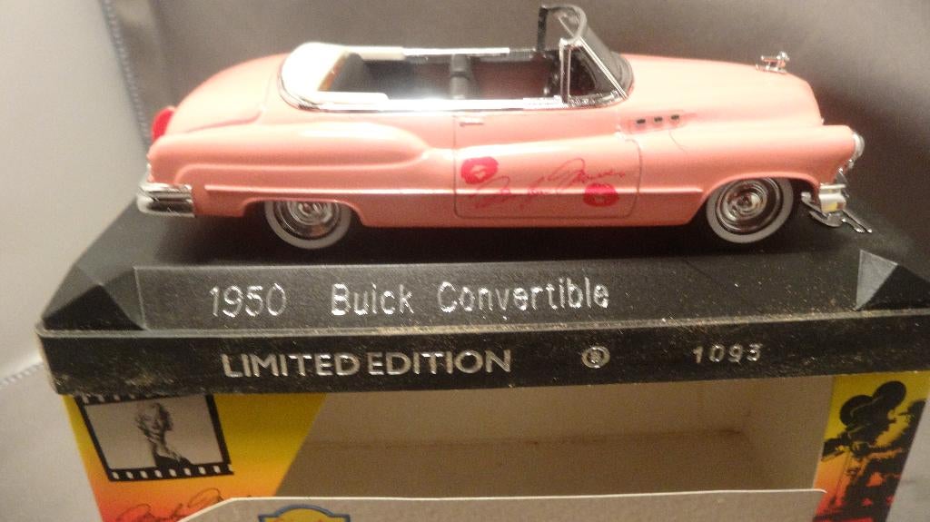 Solido Buick Convertible 1950 Marilyn Monroe 1:43 afgeprijsd, Hobby en Vrije tijd, Modelauto's | 1:43, Nieuw, Auto, Solido, Ophalen of Verzenden