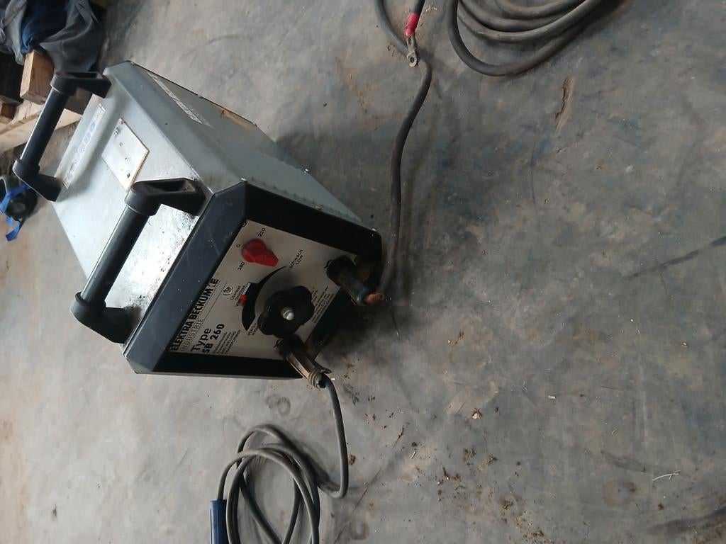 Lasapparaat elektroden, Doe-het-zelf en Verbouw, Gereedschap | Lasapparaten, Ophalen of Verzenden, Zo goed als nieuw, Elektroden