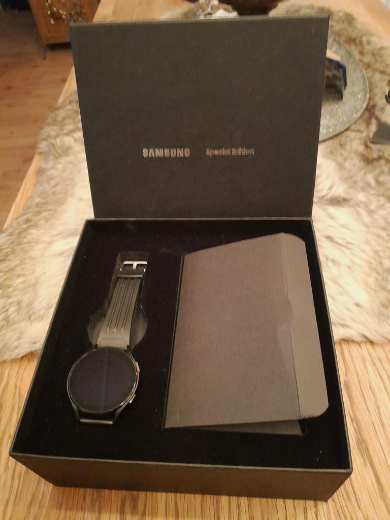 Samsung Galaxy Watch, special edition, Ophalen, Nieuw, Zwart, Android
