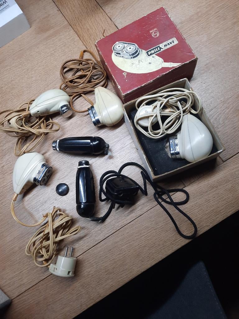 Verzameling oude scheerapparaten. Philips, Ophalen of Verzenden, Gebruikt