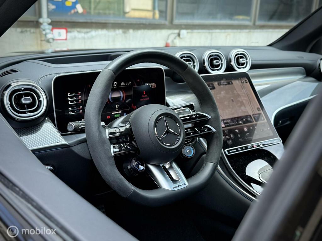 Mercedes GLC-klasse Coupé AMG 63s E Performance | Pano | Me, Auto's, Mercedes-Benz, Automaat, Bedrijf, Vierwielaandrijving, Hybride Elektrisch/Benzine