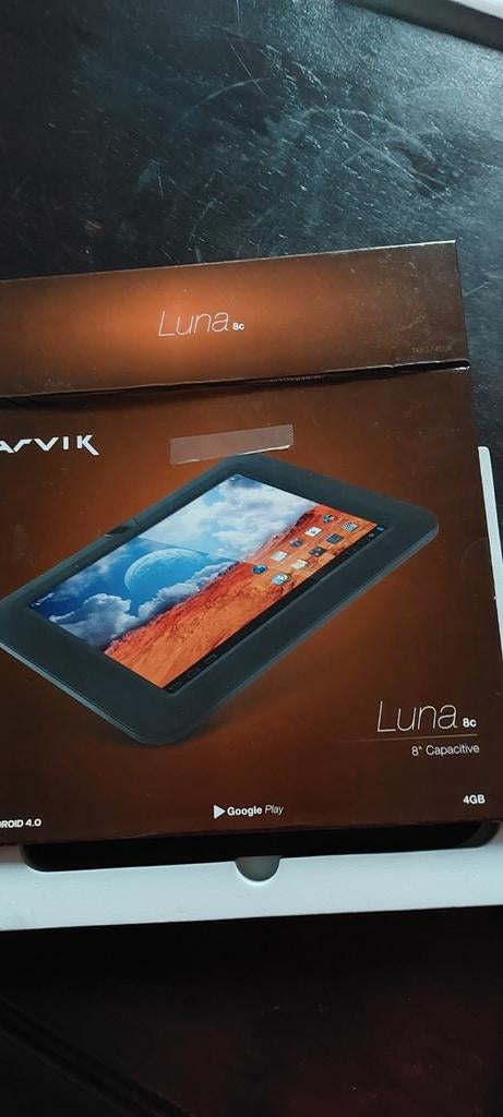 Tablet YARVIK LUNA 8, Ophalen of Verzenden, Zo goed als nieuw
