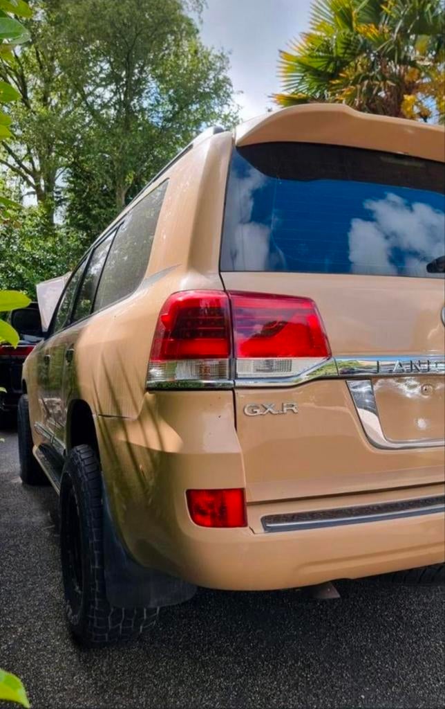 Foto 16 van Toyota Landcruiser V8 Petrol 4.7L unieke Youngtimer