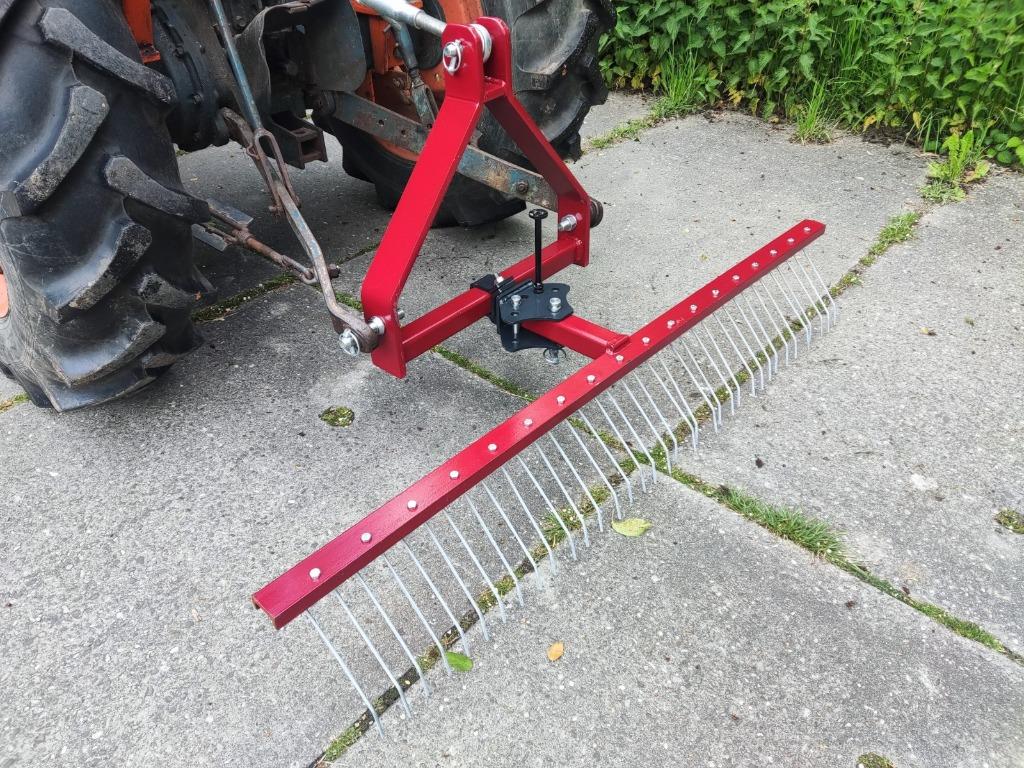NIEUWE verticuteer- en grindhark voor minitractor (150 cm.), Meynie, Ophalen of Verzenden, Meynie, Werkplaats, Gebouw of Erf
