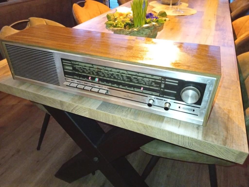 Grundig radio typeRF3311, Audio, Tv en Foto, Ophalen, Zo goed als nieuw, Radio
