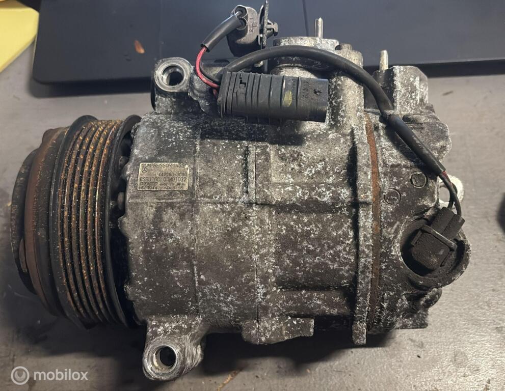 Aircopomp denso Mercedes E-klasse W212 ('09-'16) 447260-3090, Gebruikt, Mercedes-Benz, Ophalen of Verzenden, Mercedes-Benz