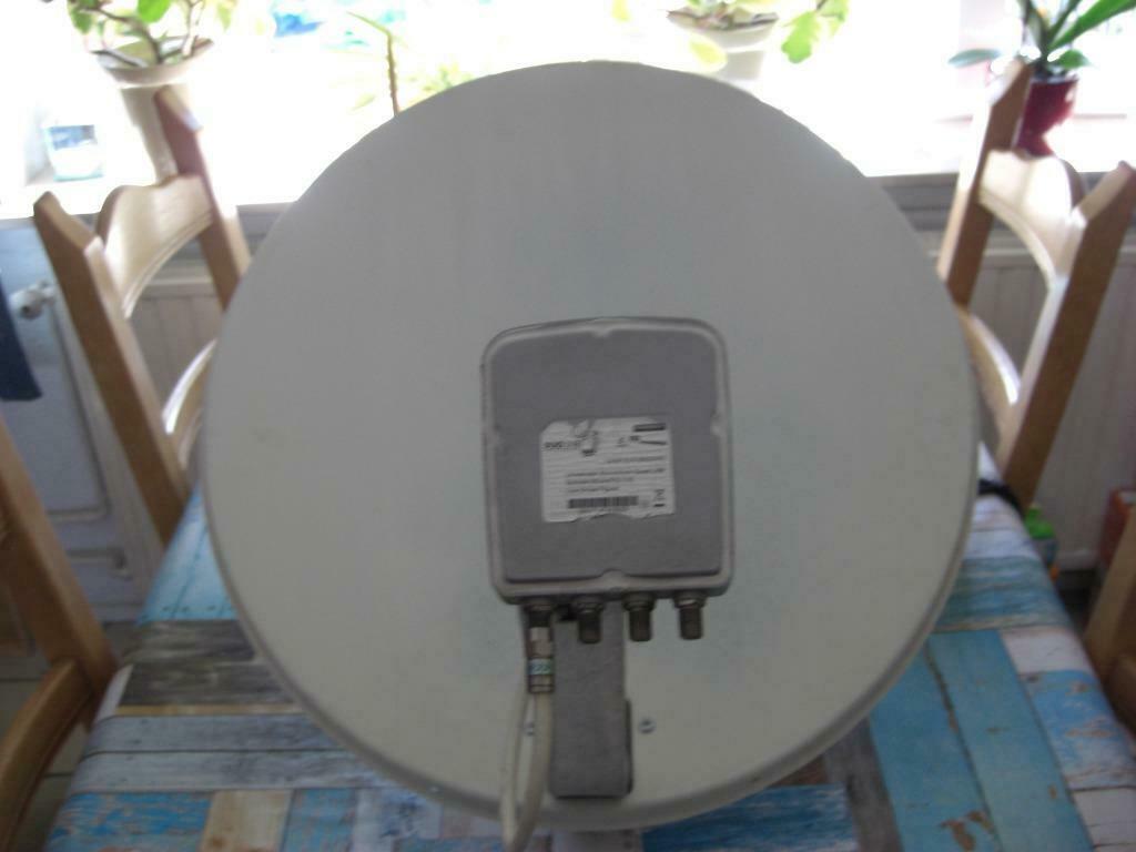 Compleet 60cm, Ophalen, Zo goed als nieuw, (Schotel)antenne, Overige merken