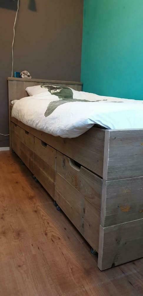 Bed steigerhout vintage look, Huis en Inrichting, Ophalen, Nieuw