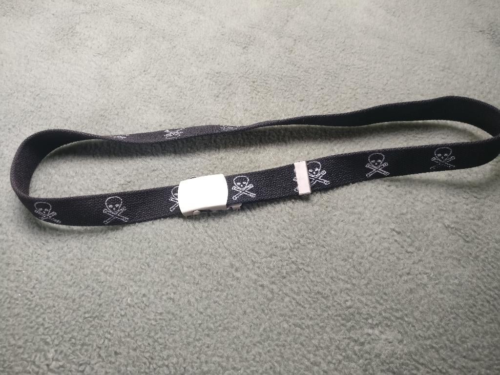 Canvas riem riemen met schedels punk gothic piraat stijl, Kleding | Heren, Riemen en Ceinturen, Zwart, Nieuw, Ophalen of Verzenden