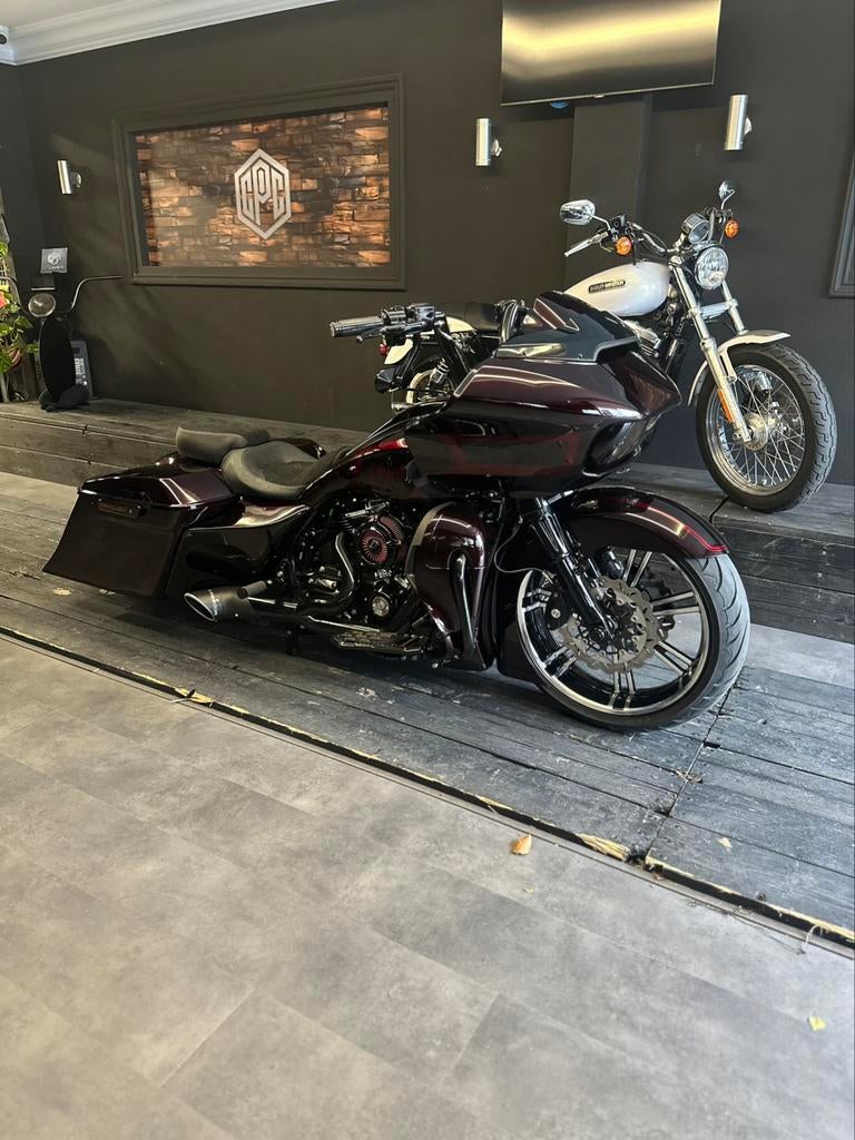 Harley davidson road glide/roadglide custom, Motoren, Motoren | Harley-Davidson, 2 cilinders, Handvatverwarming, Particulier, Toermotor