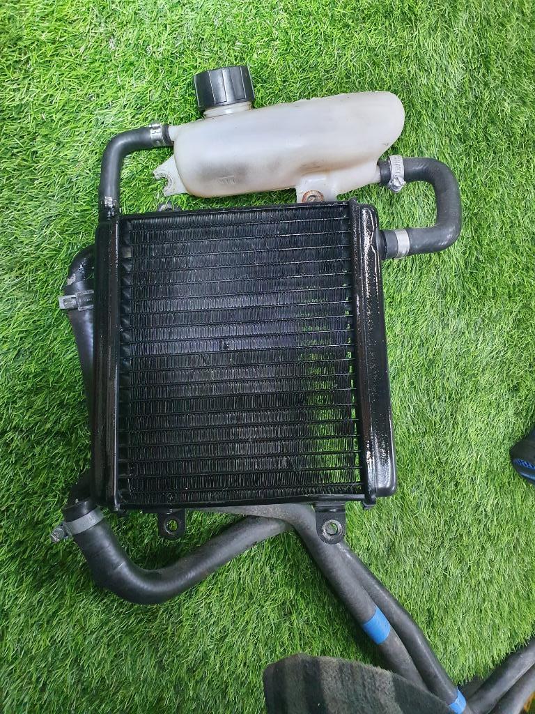 Aerox Radiateur compleet koelvloeistof tank expansivat KVS, Aerox, Tank, Yamaha, Ophalen of Verzenden