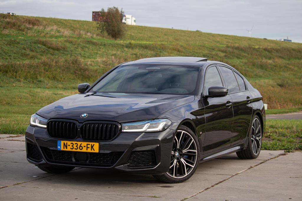 BMW 5-Serie 530i M-Sport High Executive Edition Laser Light, 1998 cc, 4 cilinders, 2000 kg, Particulier