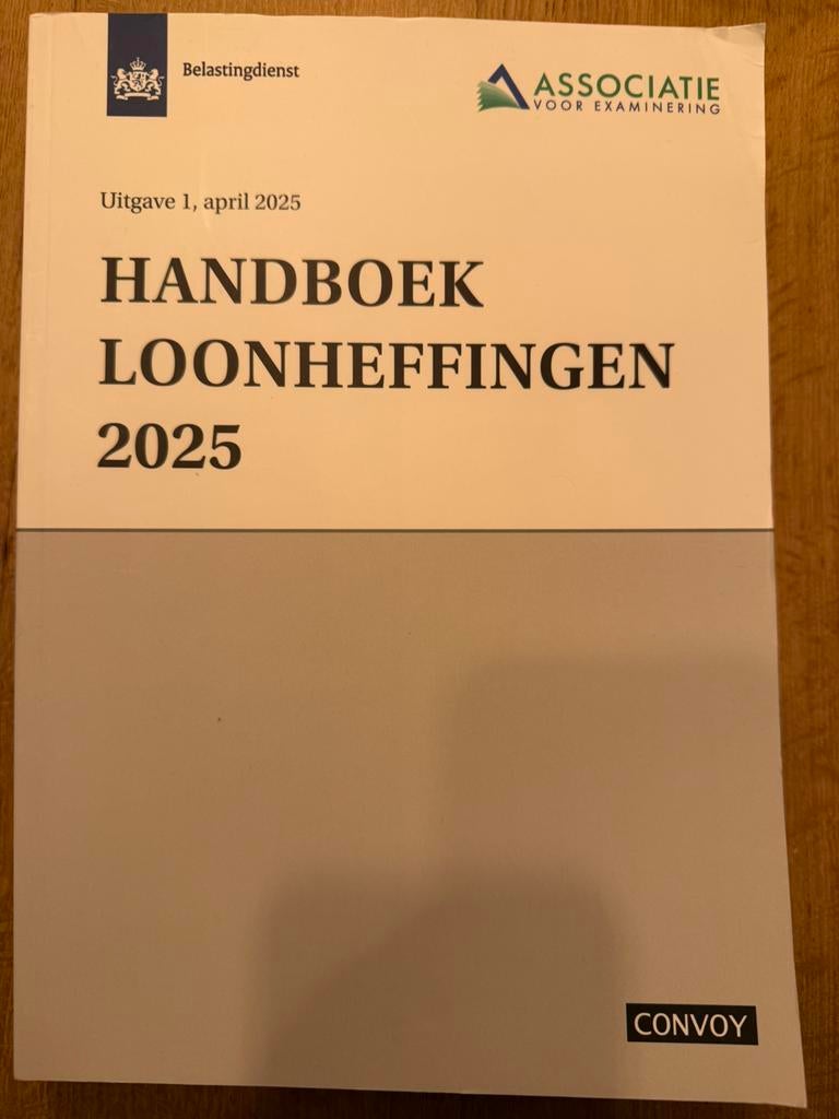 Handboek loonheffingen 2025 niet gebruikt, Ophalen of Verzenden, Zo goed als nieuw
