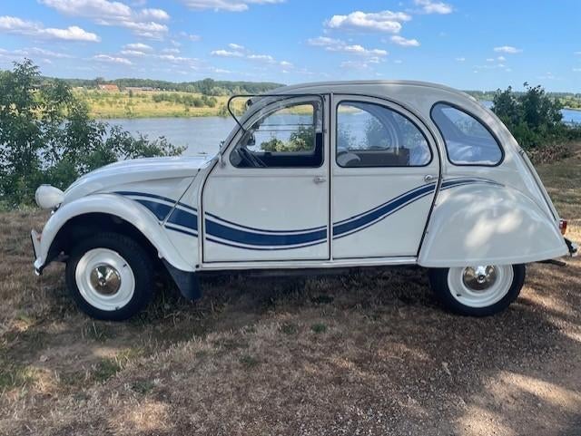 Trouwauto,  auto voor gala of andere feestelijkheden, Trouwauto