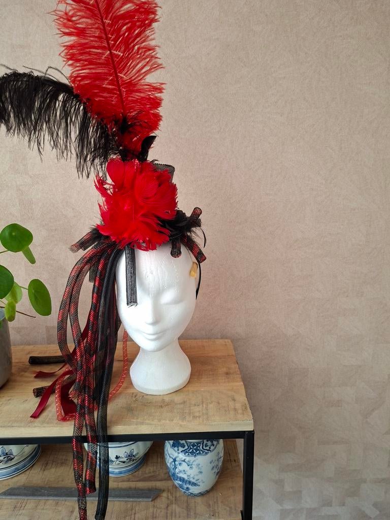 Moulin Rouge Hoofdtooi Carnaval, Kleding | Dames, Maat 38/40 (M), Carnaval, Ophalen of Verzenden, Zo goed als nieuw