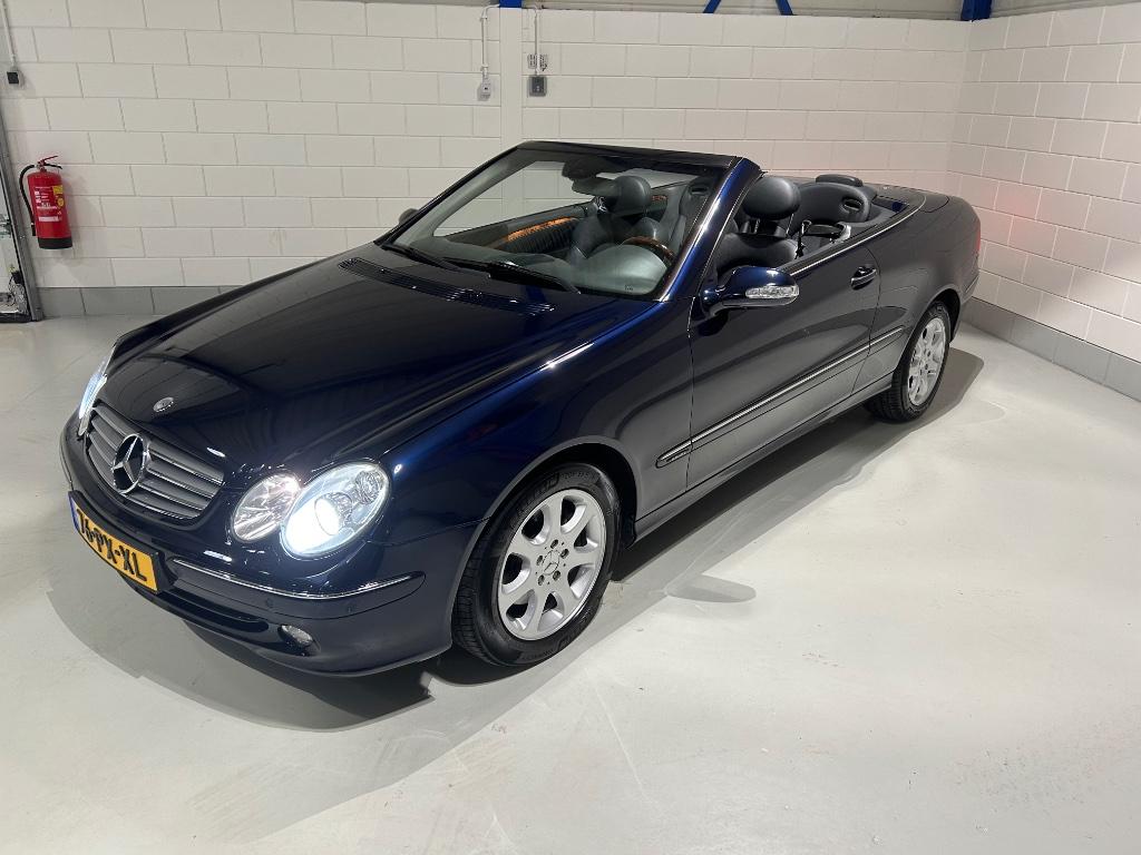 Mercedes-Benz CLK 240 V6 Cabriolet Automaat 2005 Blauw, Auto's, Mercedes-Benz, Automaat, Achterwielaandrijving, Zwart, 2597 cc