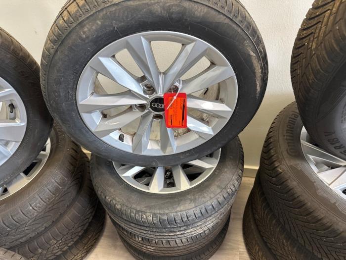 Sportvelgenset + banden van een Audi A3, Ophalen of Verzenden, 3 maanden garantie, Gebruikt, Personenwagen