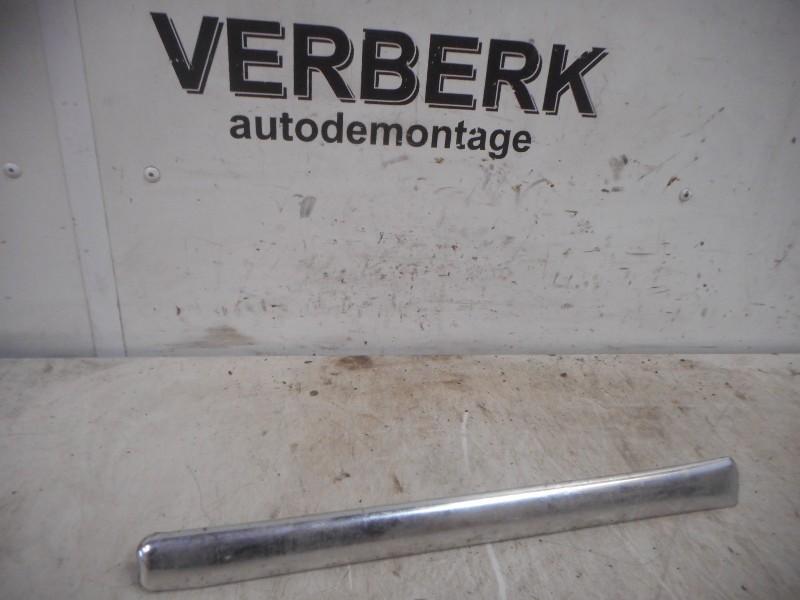 Sierlijst Mercedes-Benz Ponton (W105) (1957-01/..), Gebruikt, Mercedes-Benz AG, Mercedes-Benz, Mercedesstraße 120, Stuttgart 70372, , Duitsland