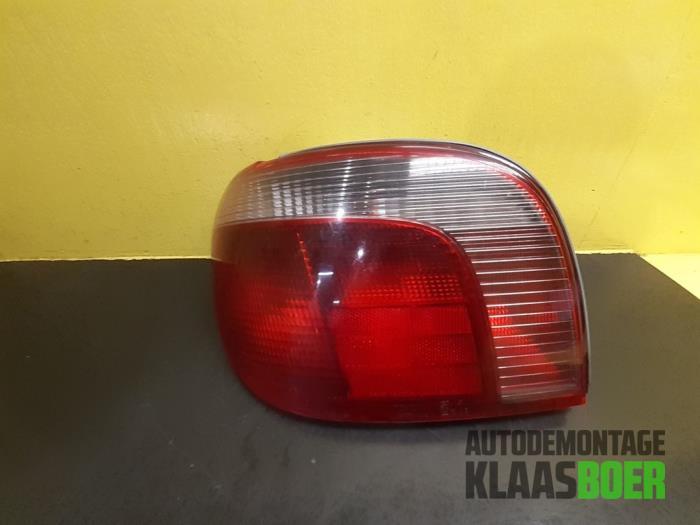 Achterlicht links van een Toyota Yaris, Gebruikt, -, -, 6 maanden garantie