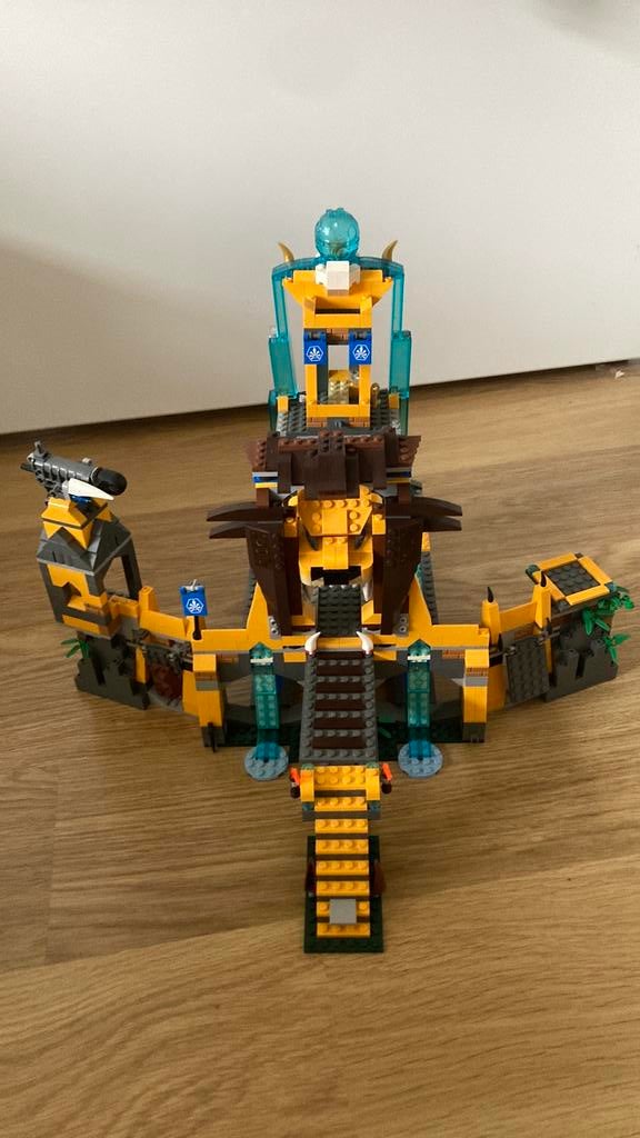 Lego chima - The Lion CHI Temple - 70010, Kinderen en Baby's, Speelgoed | Duplo en Lego, Ophalen of Verzenden, Zo goed als nieuw